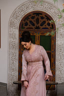 Takchita Nour el Ward